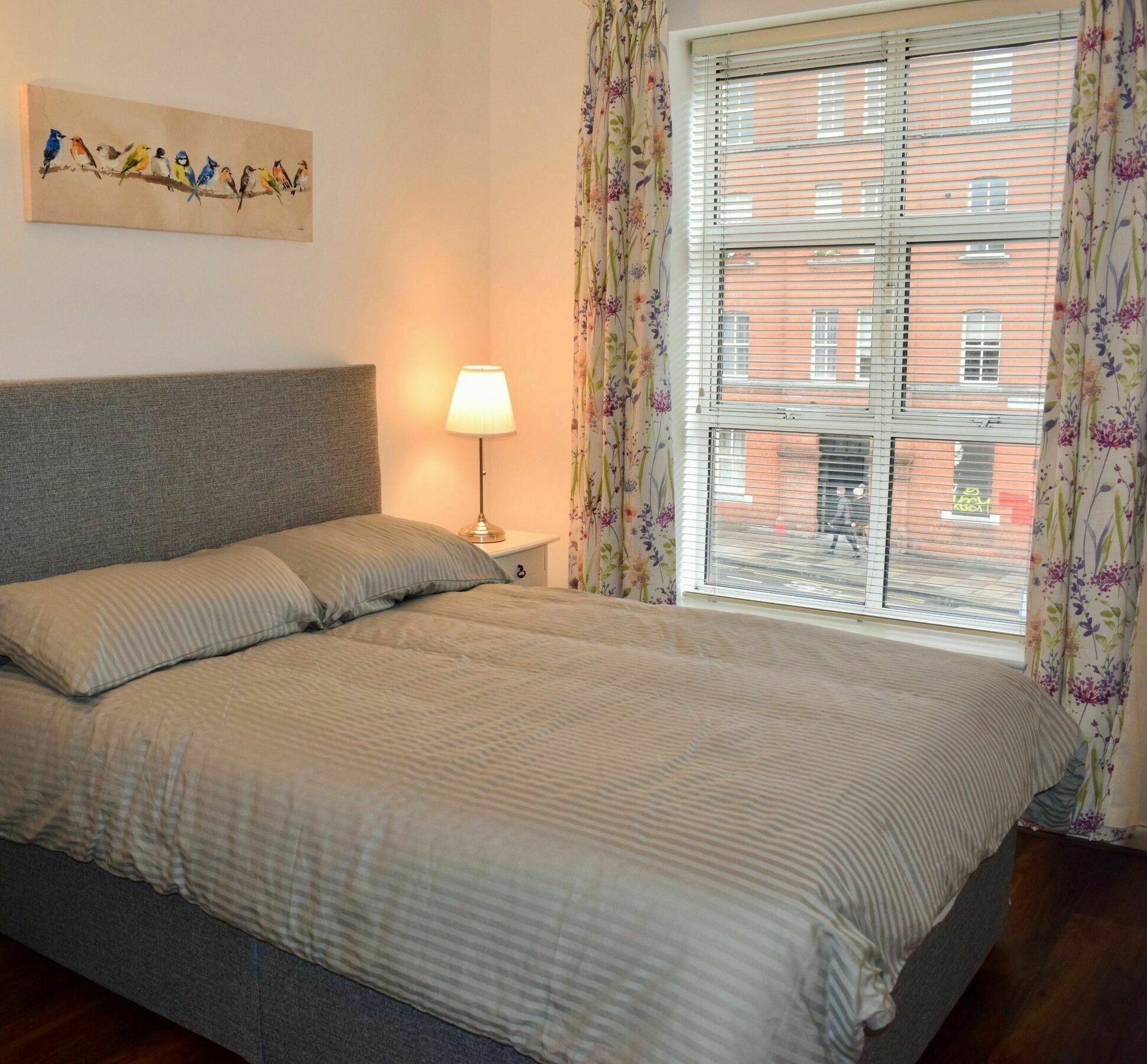 2 Bedroom Apartment Near Historical Christchurch Dublin Exterior photo